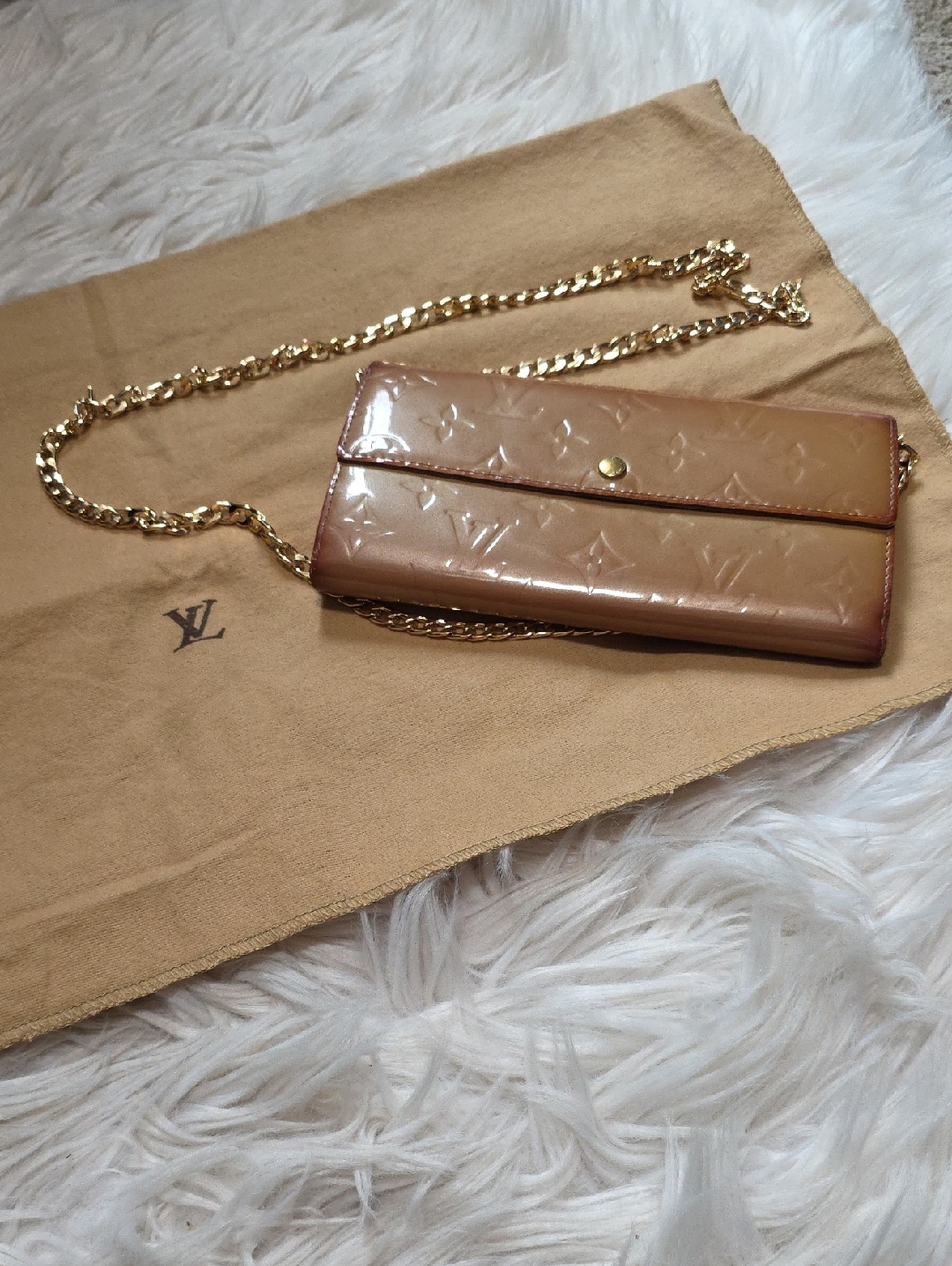 Louis Vuitton Monogram Vernis Sarah Wallet With Chain & Dustbag
